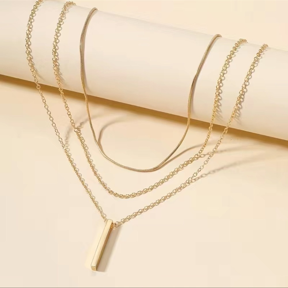 NEW Gold Plated, Multi-Layer Adjustable Necklace - Picture 2 of 3